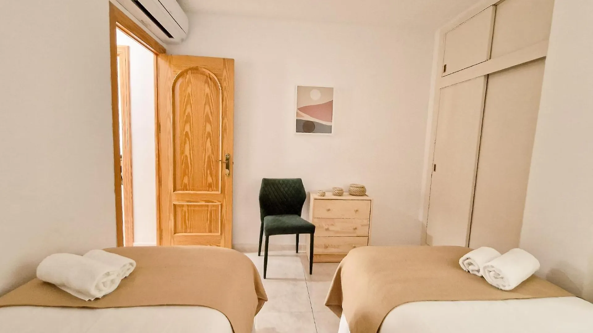 Beach Apartment With Balcony, Ac & Pool Torremolinos 0*,  Spain