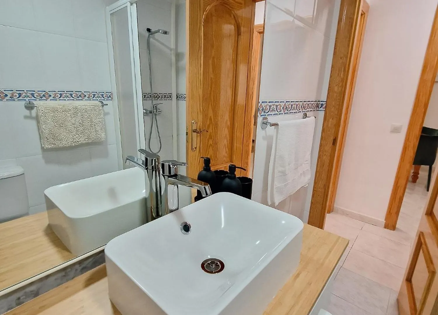 Beach Apartment With Balcony, Ac & Pool Torremolinos 0*,  Spain