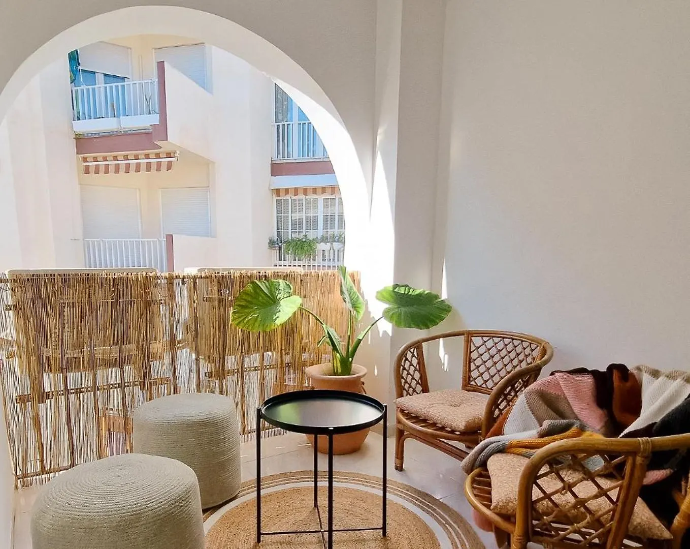 Beach Apartment With Balcony, Ac & Pool Torremolinos Spain