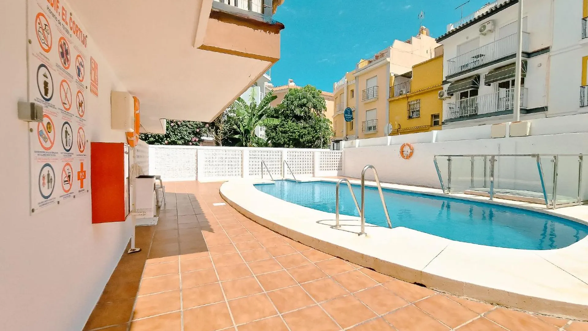 Beach Apartment With Balcony, Ac & Pool Torremolinos 0*,